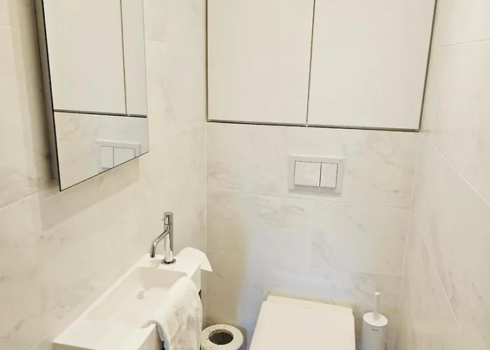 Serene 2 Bedroom Flat With Private Terrace-cd10 Apartamento *