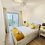 Apartment Serene 2 Bedroom Flat With Private Terrace-cd10 *